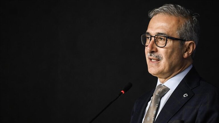İsmail Demir KARDEMİR’e veda etti