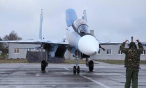 Rusya’dan Belarus’a Su-30SM2 savaş uçağı teslimatı sürüyor