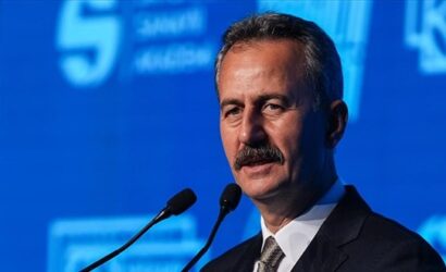 17673654691236162595