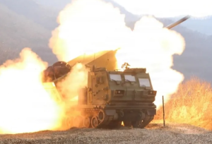 ABD Ordusu, ER GMLRS Alternatif Savaş Başlığını M270A2’den Test Etti: Menzil 150 Kilometreye Çıktı