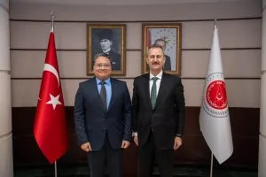 Görgün, Malezya’nın Ankara Büyükelçisi Kemal ile Görüştü