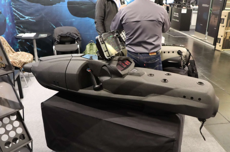 Rotinor Black Shadow: 20 Km Menzilli Özel Kuvvet Dalgıç Aracı Tanıtıldı