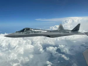 Rus Su-57E Savaş Uçağı Cezayir Semalarında Görüldü: İlk Yabancı Müşteri Cezayir mi?