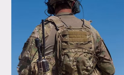 cs-bcs-link-16-tactical-data-links-soldier-from-behind-sm_0