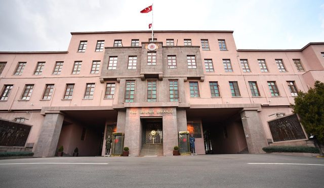 MSB'den Açıklama: CH47 Helikopteri Eğitim Uçuşunda Zor Anlar Yaşadı