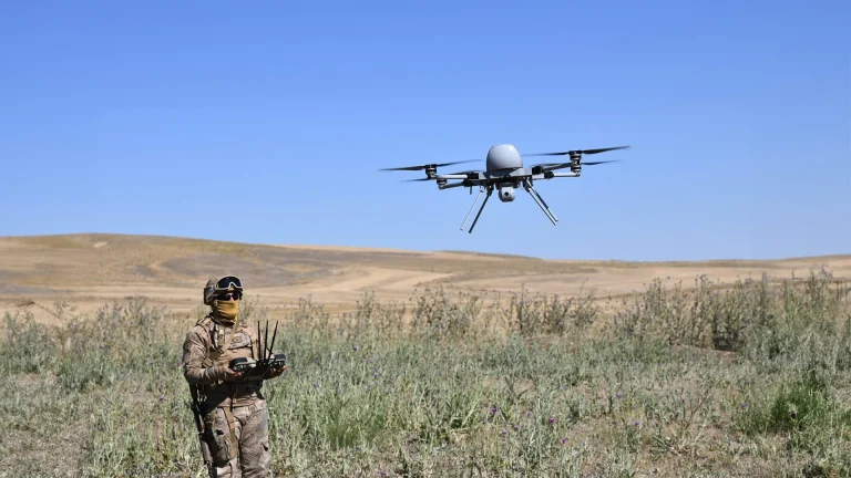 KARGU Vurucu İHA: STM’nin Taşınabilir Döner Kanatlı Kamikaze Drone Sistemi