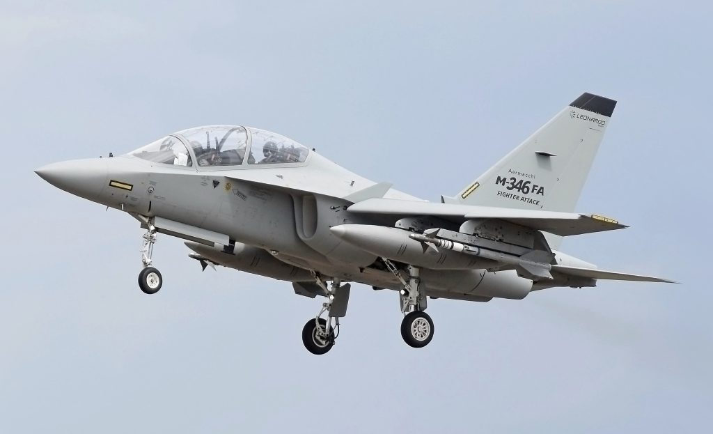 Aermacchi M-346 Master Nedir? HÜRJET'in İtalyan Dünya Rakibi İleri Jet Eğitim Uçağı 5 Aermacchi M-346 Master Nedir? HÜRJET’in İtalyan Dünya Rakibi İleri Jet Eğitim Uçağı