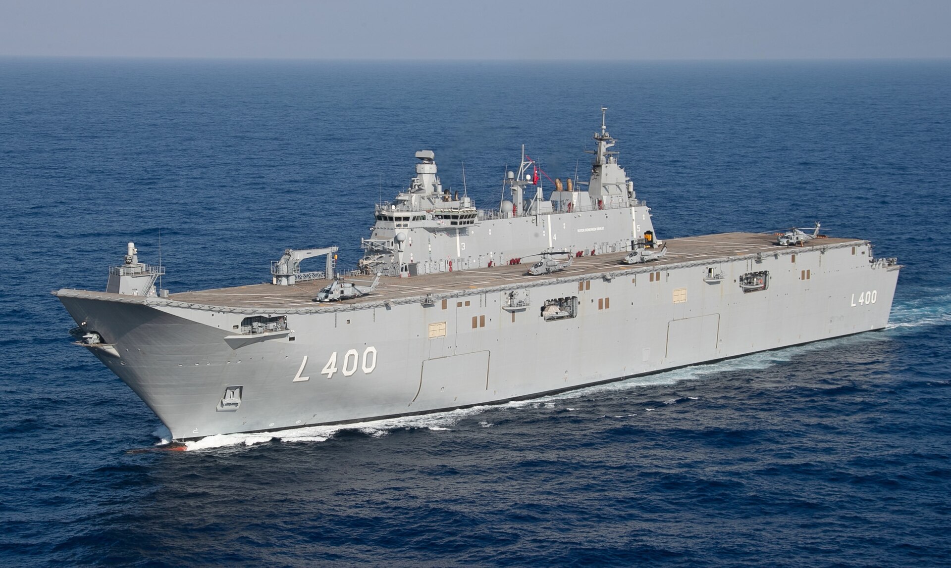 TCG Anadolu (L-400) Nedir? Ne İşe Yarar? Dünyanın İlk İnsansız Hava Grubu Gemisi