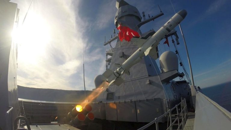 ATMACA Nedir? Türkiye’nin Millî Gemisavar Füzesinin Özellikleri