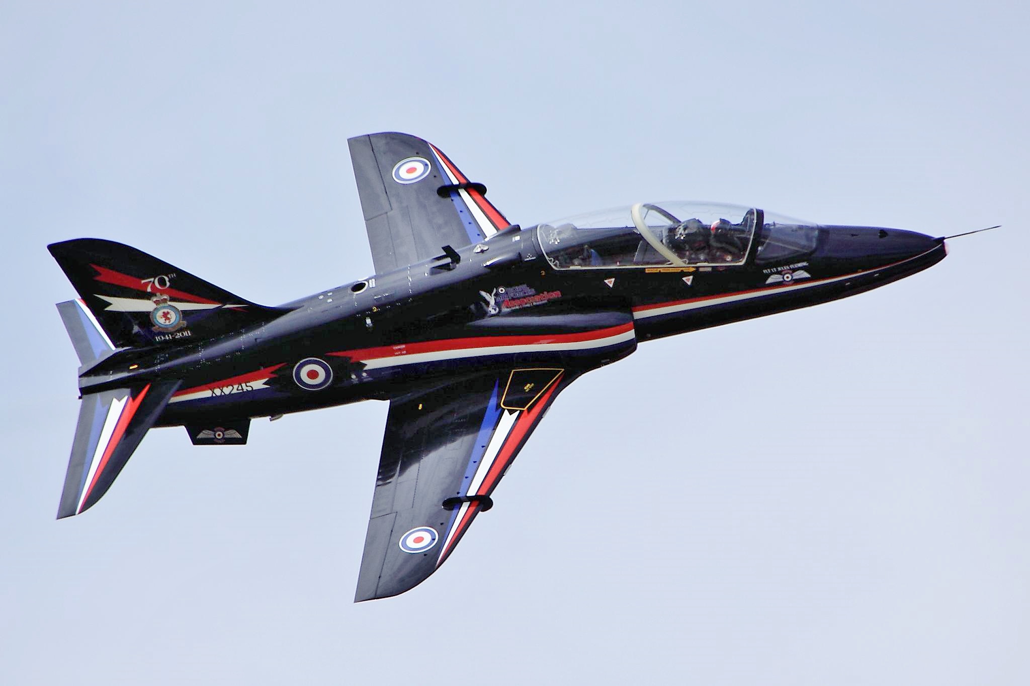İngiltere Hawk Filosunu Yere İndirdi: RAF Valley’de Eğitim Jeti Düştü, Yerine Kim Gelecek?