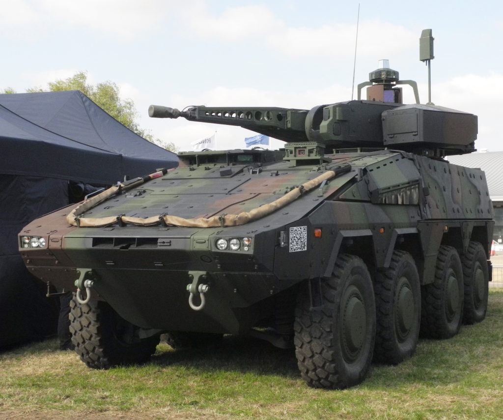Boxer 8x8 modüler Alman-Hollanda zırhlı muharebe aracı