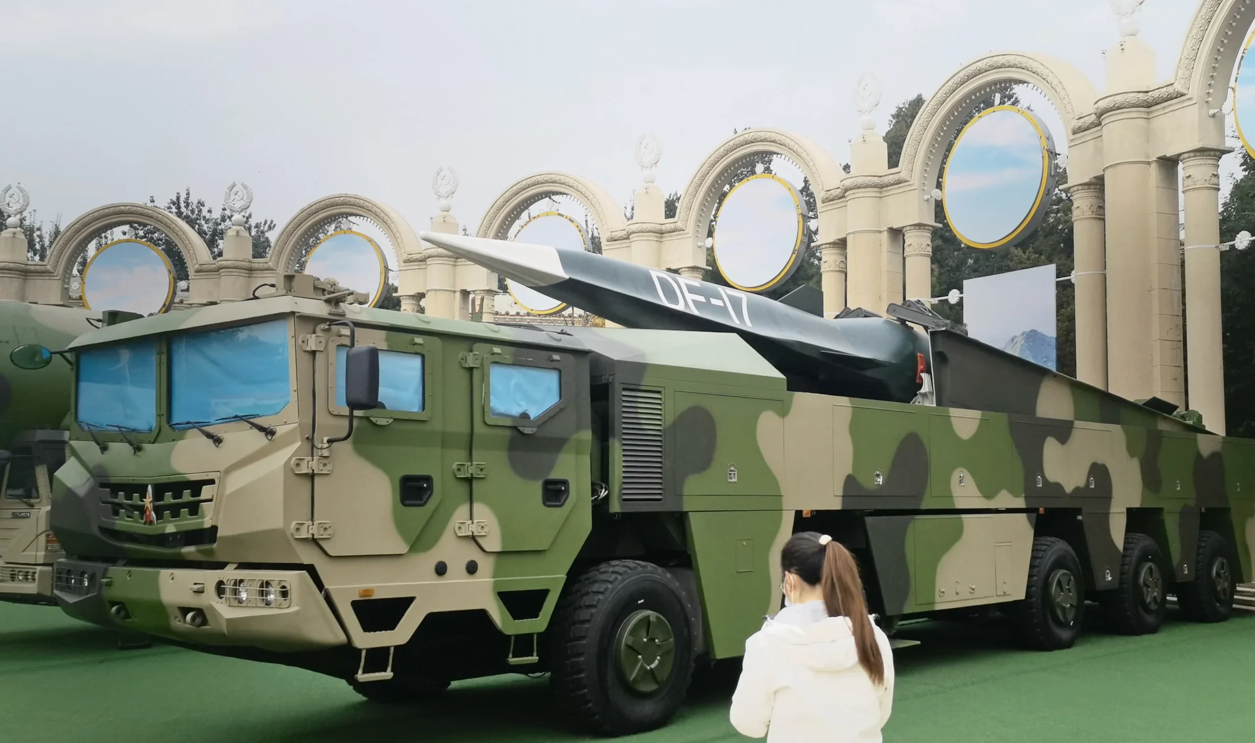 DF-17 / DF-ZF