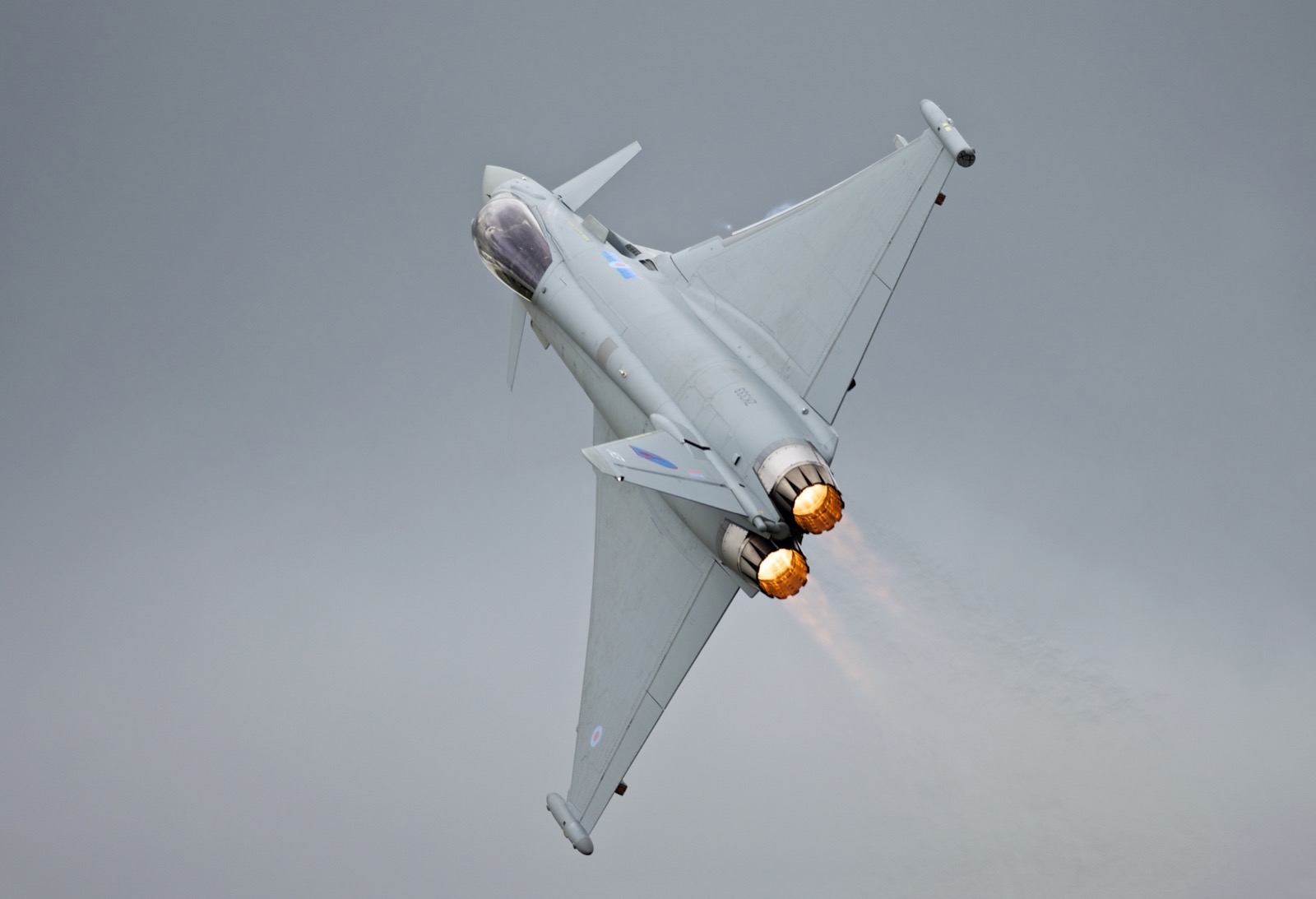 Eurofighter Typhoon Nedir? Ne İşe Yarar? Avrupa’nın 4 Ülke Ortak Yapımı Çok Rollü Savaş Uçağı