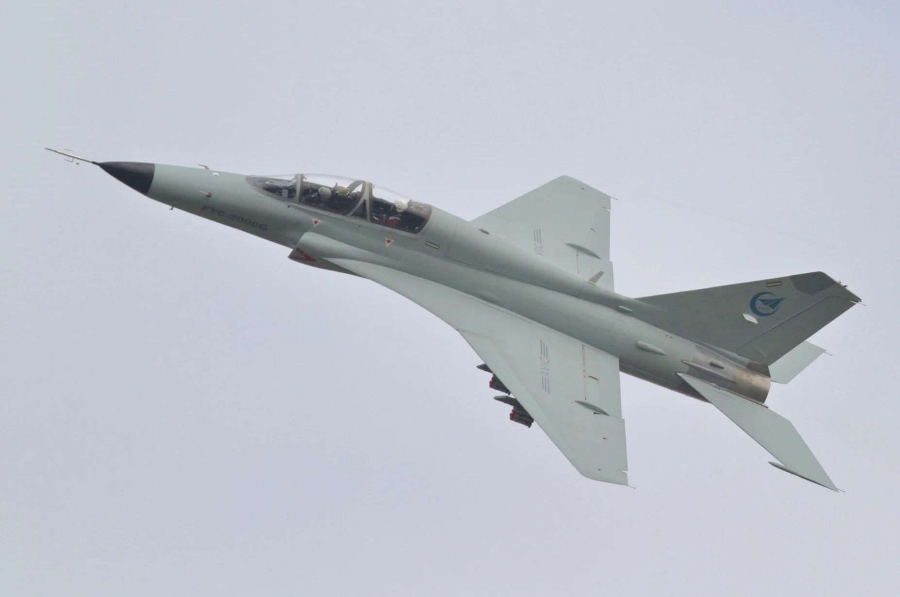 Dünyanın En İyi 10 Jet Eğitim Uçağı: TAI Hürjet Zirvede — M-346, T-50, T-7A Karşılaştırması (2026) 21 Guizhou JL-9