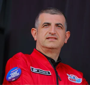 Haluk Bayraktar Zaman Tüneli: Baykar’ın Sessiz Mimarı, İhracatın Şampiyonu
