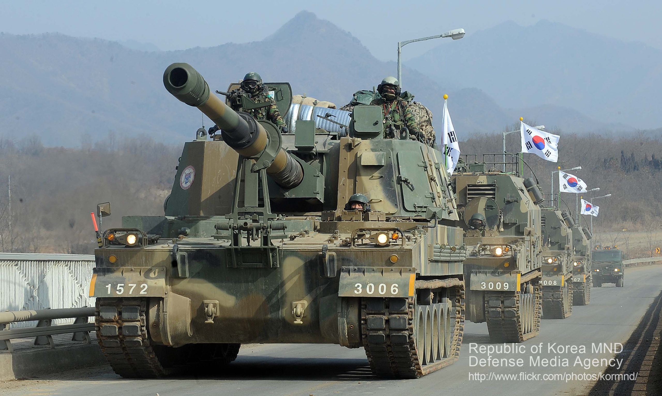 K9 Thunder Nedir? Güney Kore’nin Bayrak Paletli 155 mm SPH Obüsü