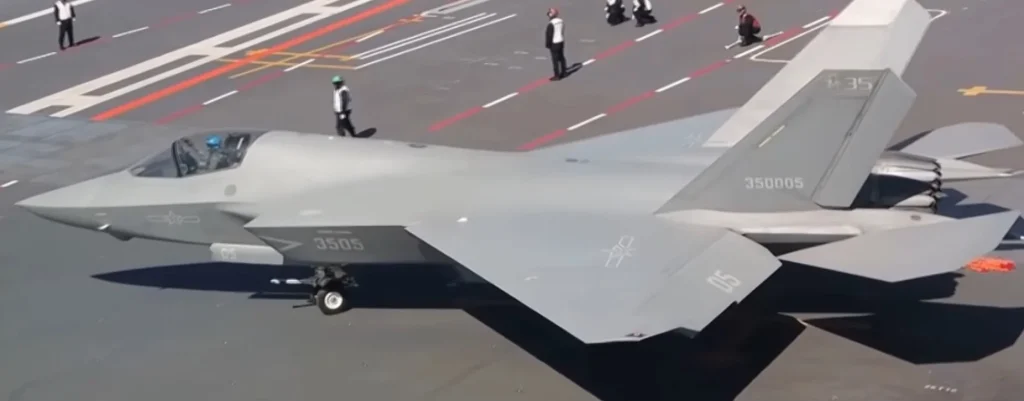Çin F-35'e Meydan Okuyor: İhracat Tipi Gizli Avcı J-35AE Sahnede 5 Çin F-35’e Meydan Okuyor: İhracat Tipi Gizli Avcı J-35AE Sahnede