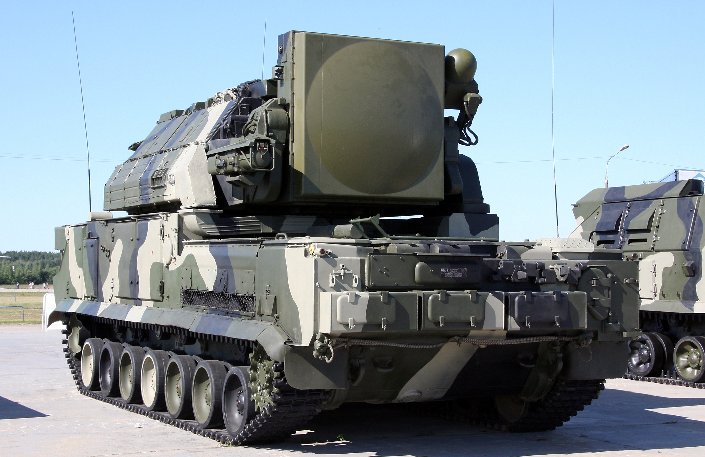 Tor-M2 Nedir? Rusya’nın Kısa Menzilli Mobil Hava Savunma Sistemi