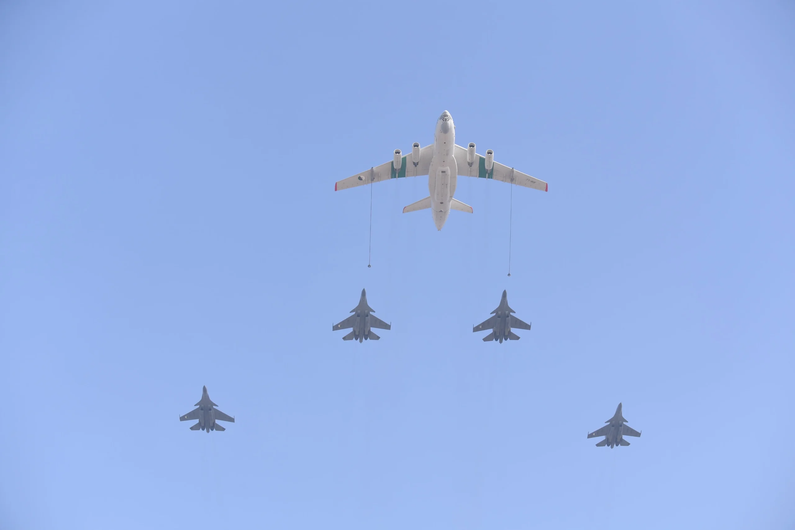 Cezayir Hava Kuvvetleri Su-30 MKA Flanker