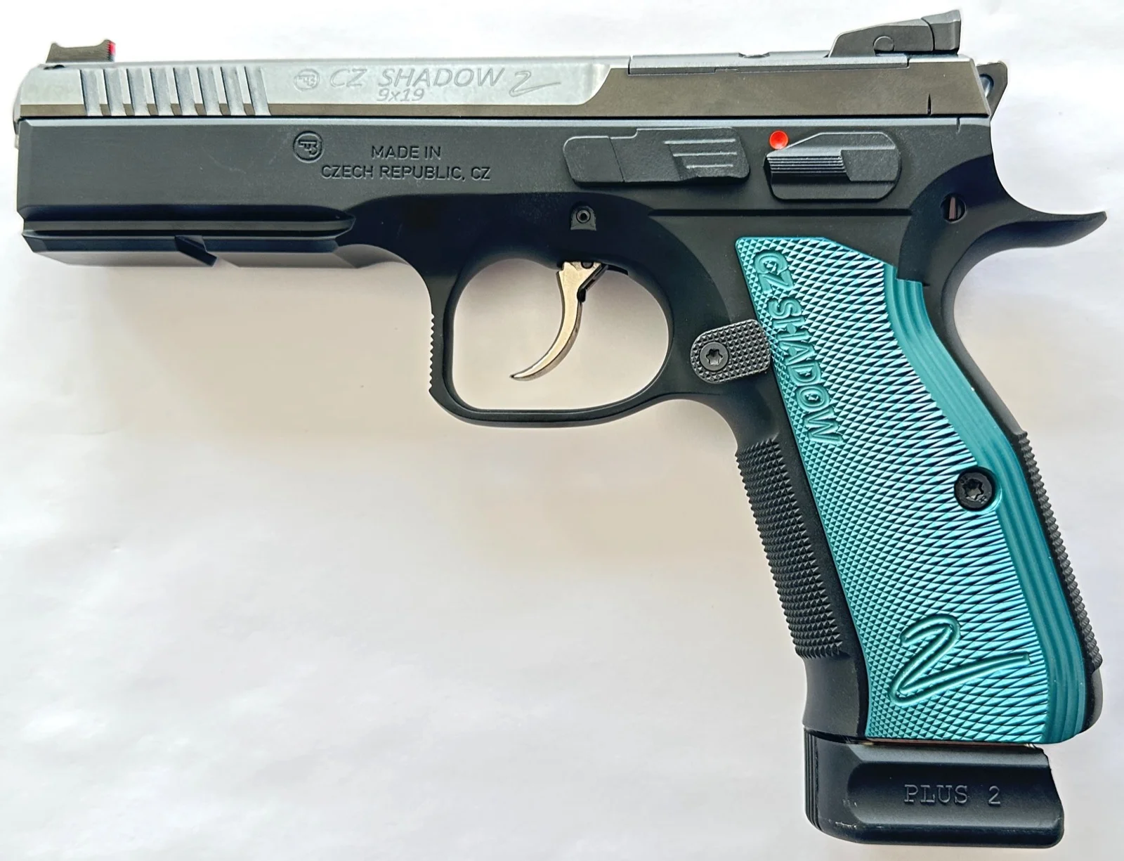 CZ Shadow 2 / P-10 tabanca
