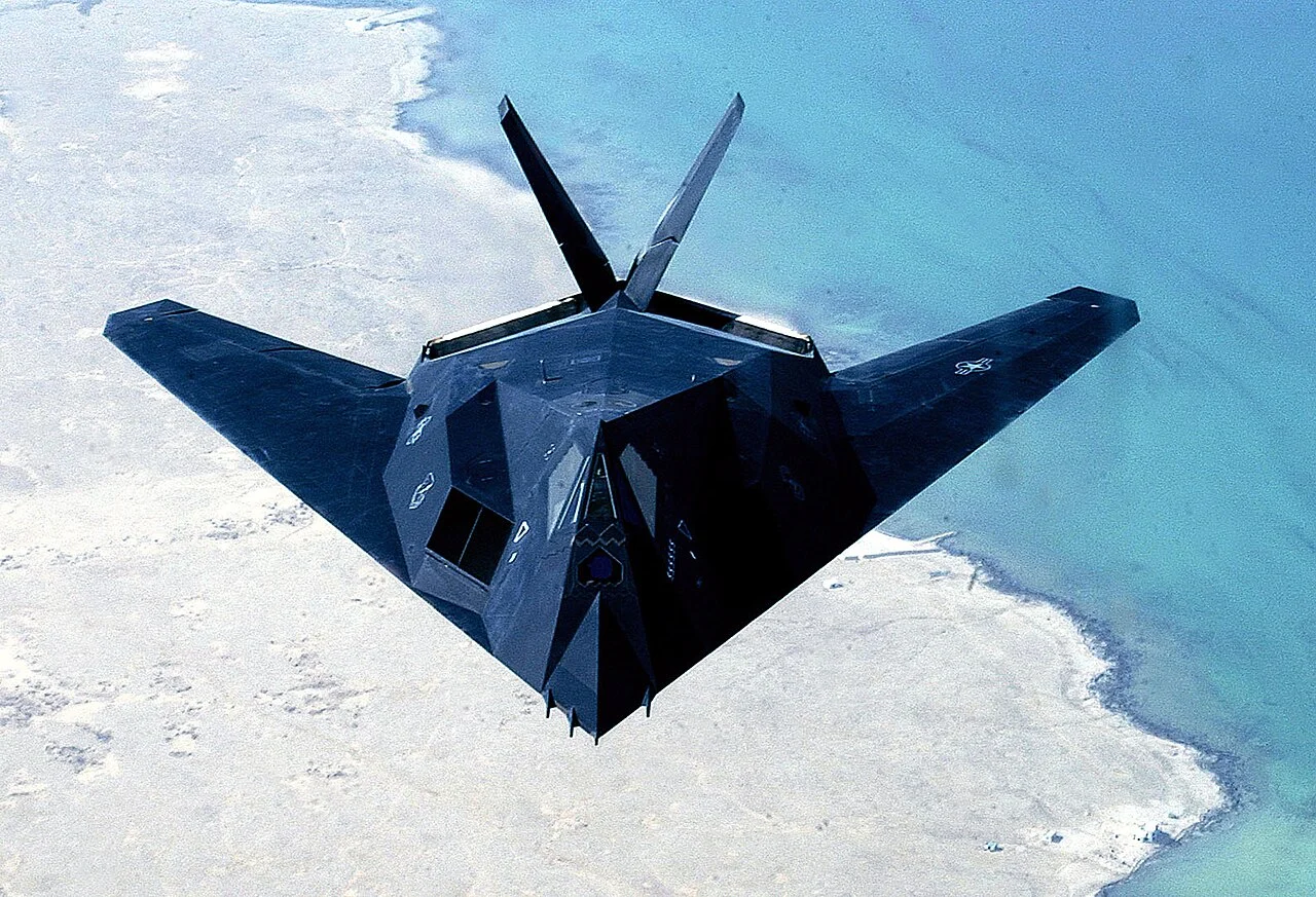 B-2 Spirit Nedir? Northrop Grumman’ın Efsanevi Stealth Bombardıman Uçağı