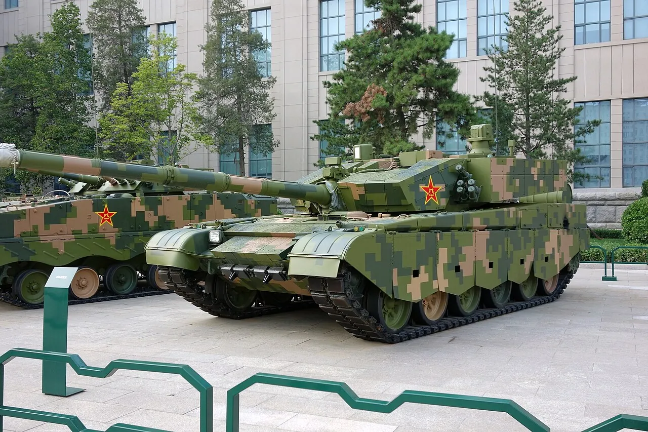 Asya'da En Çok Tanka Sahip 10 Ülke (2026): Çin Zirvede — Kuzey Kore, Hindistan, Pakistan 21 Çin ordusu Type 99A ana muharebe tankı