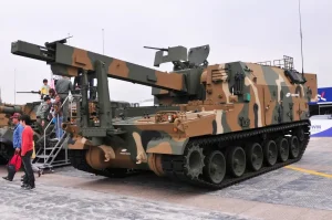 K10 ARV: El Eslabón Logístico que Hace Invencible a la Artillería Coreana