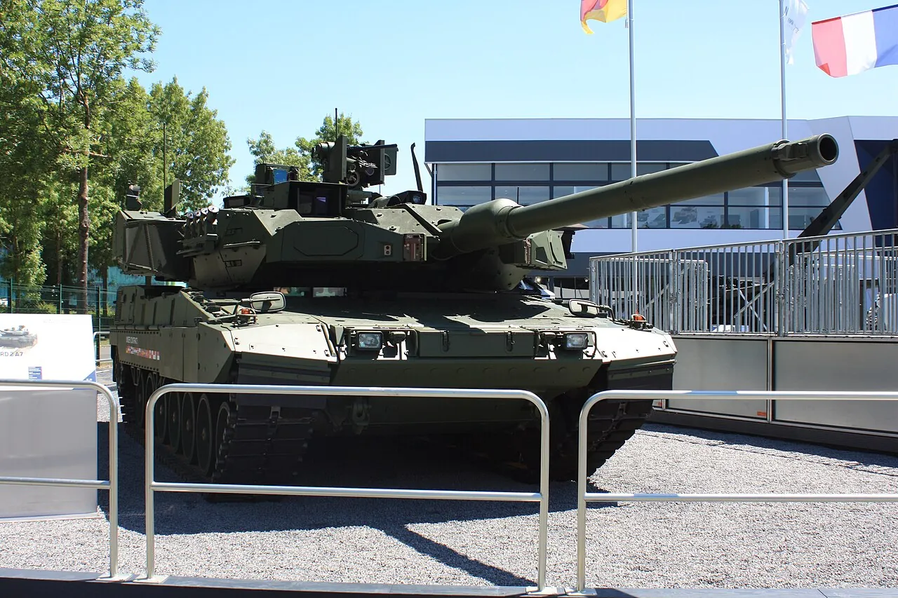 Leopard 2A8 ana muharebe tankı