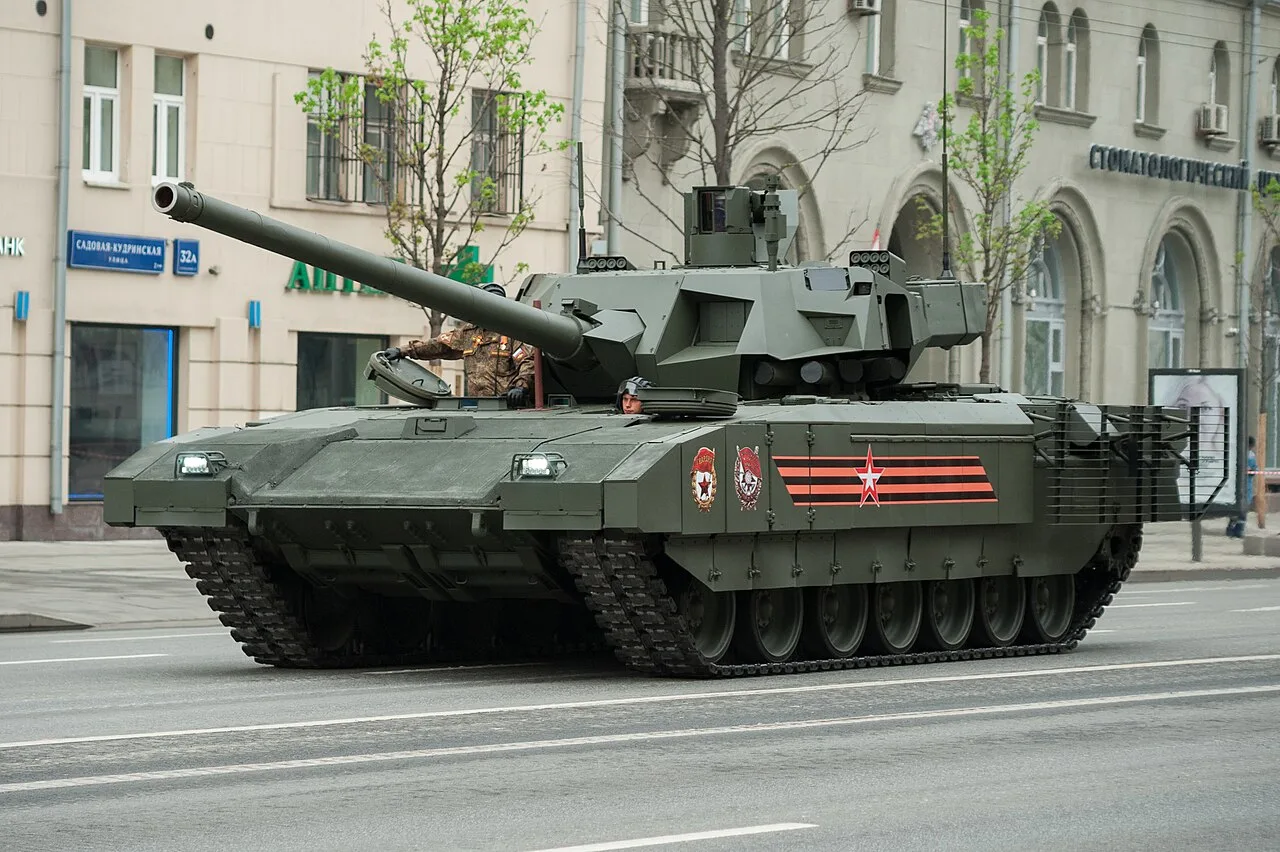 Т-14 «Армата» на военном параде в Москве