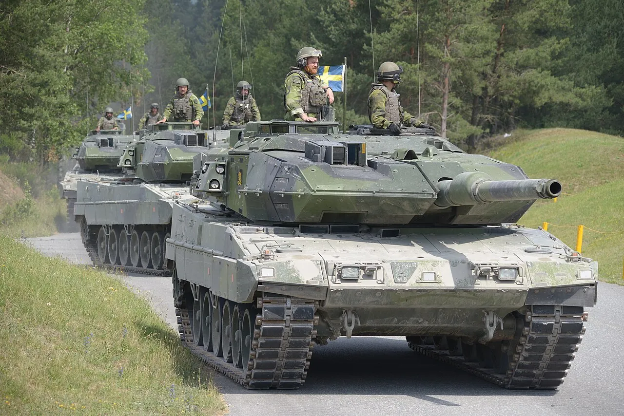 İsveç ordusu Stridsvagn 122 tankı