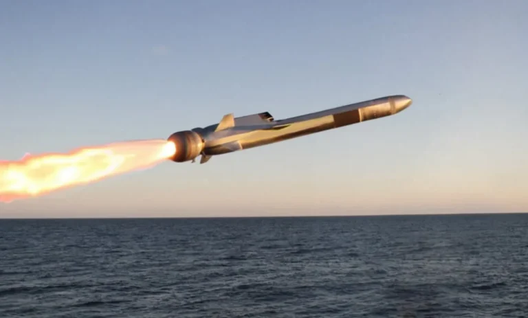 Naval Strike Missile (NSM) Nedir? Ne İşe Yarar? Kongsberg-MBDA Ortak 250 km Anti-Gemi Füzesi
