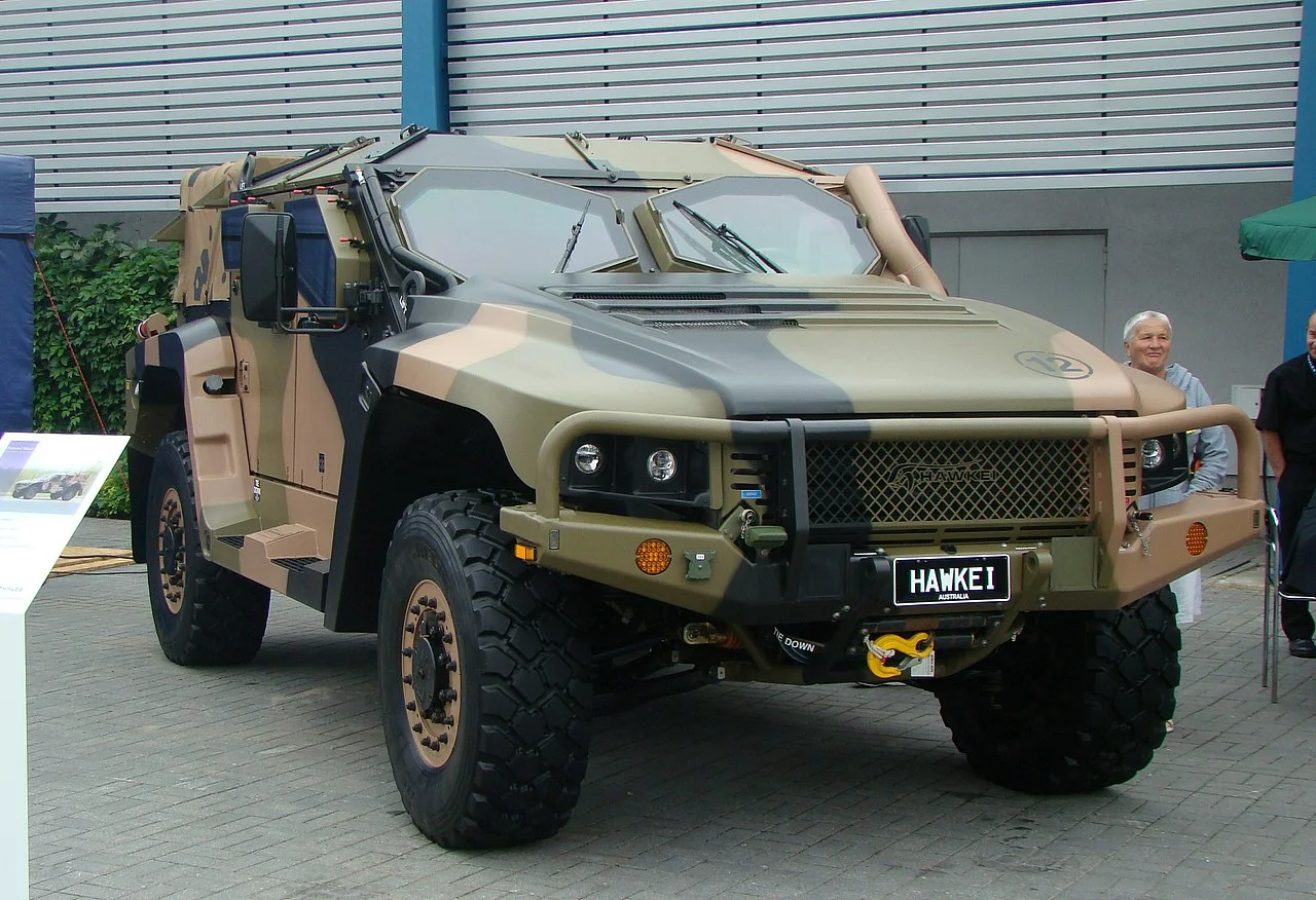 Hawkei PMV Nedir? Ne İşe Yarar? Thales Avustralya'nın Hafif Zırhlı Taktik Aracı 2 Hawkei PMV Nedir? Ne İşe Yarar? Thales Avustralya’nın Hafif Zırhlı Taktik Aracı