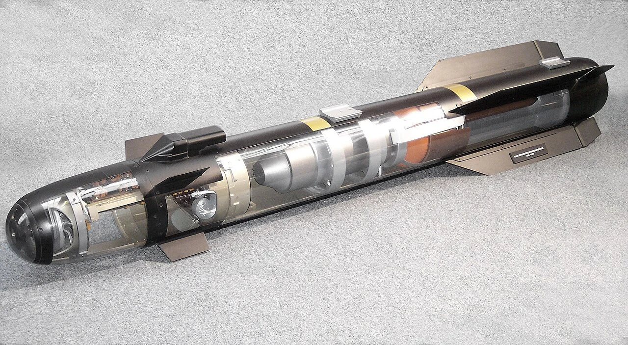 AGM-114 Hellfire Nedir? Ne İşe Yarar? Lockheed Martin’in 40 Yıllık Helikopter Anti-Tank Füzesi