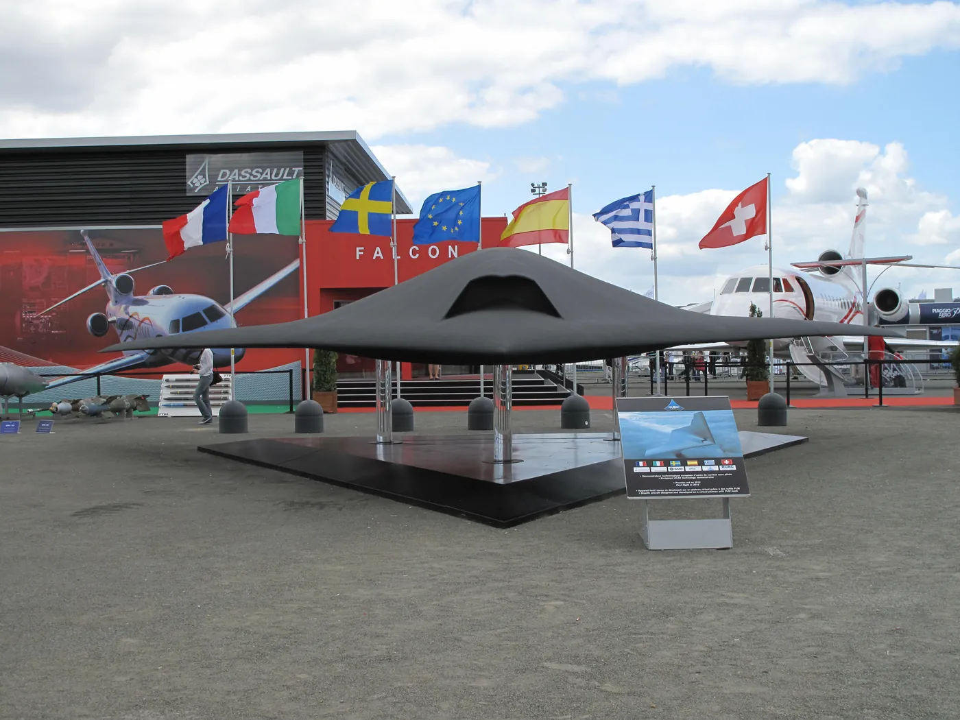 Dassault nEUROn — CC BY-SA 3.0