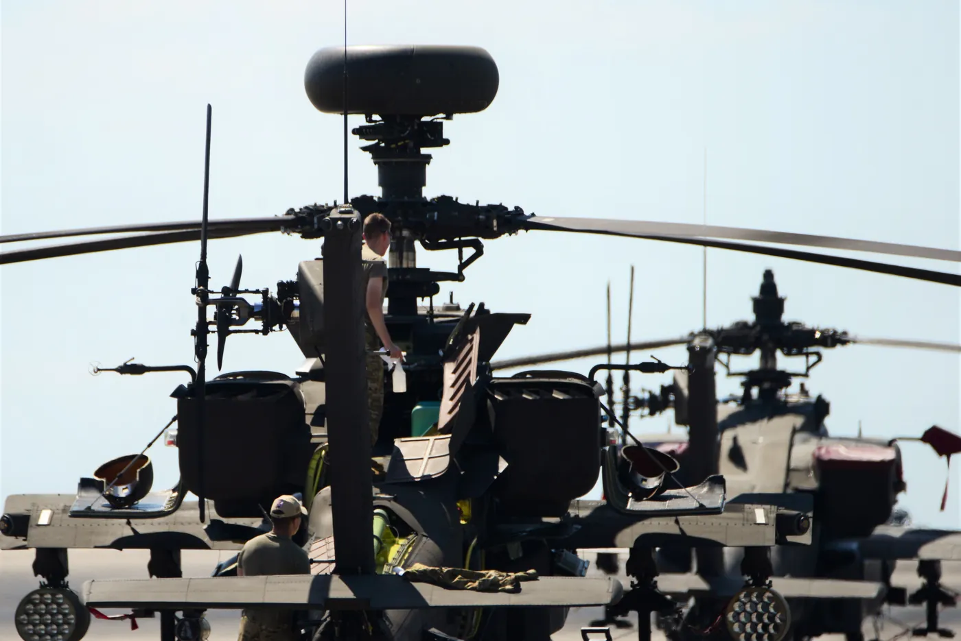 AH-64 Apache — Public domain