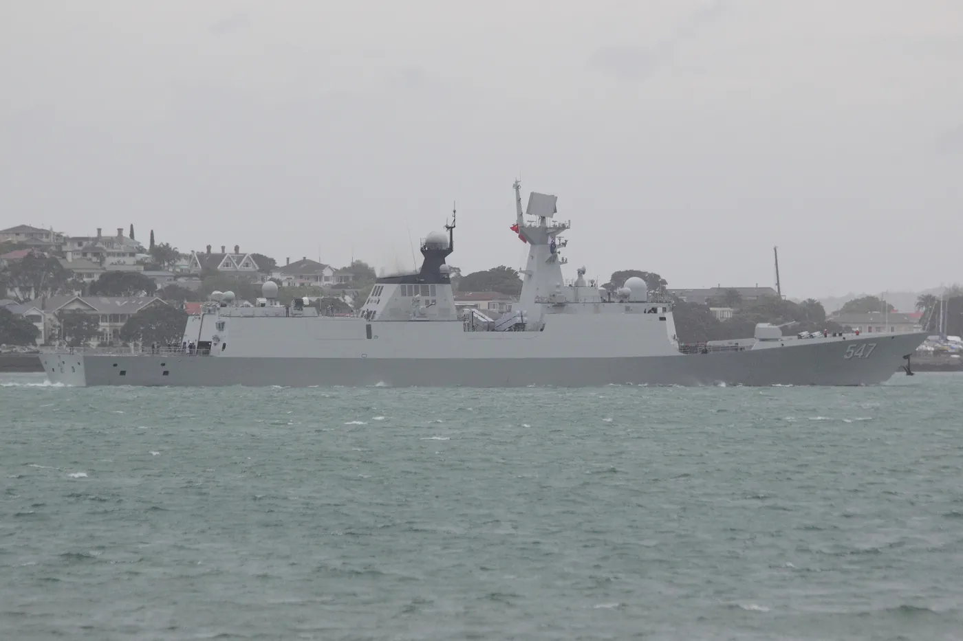 Type 054A/B (Jiangkai) — Public domain