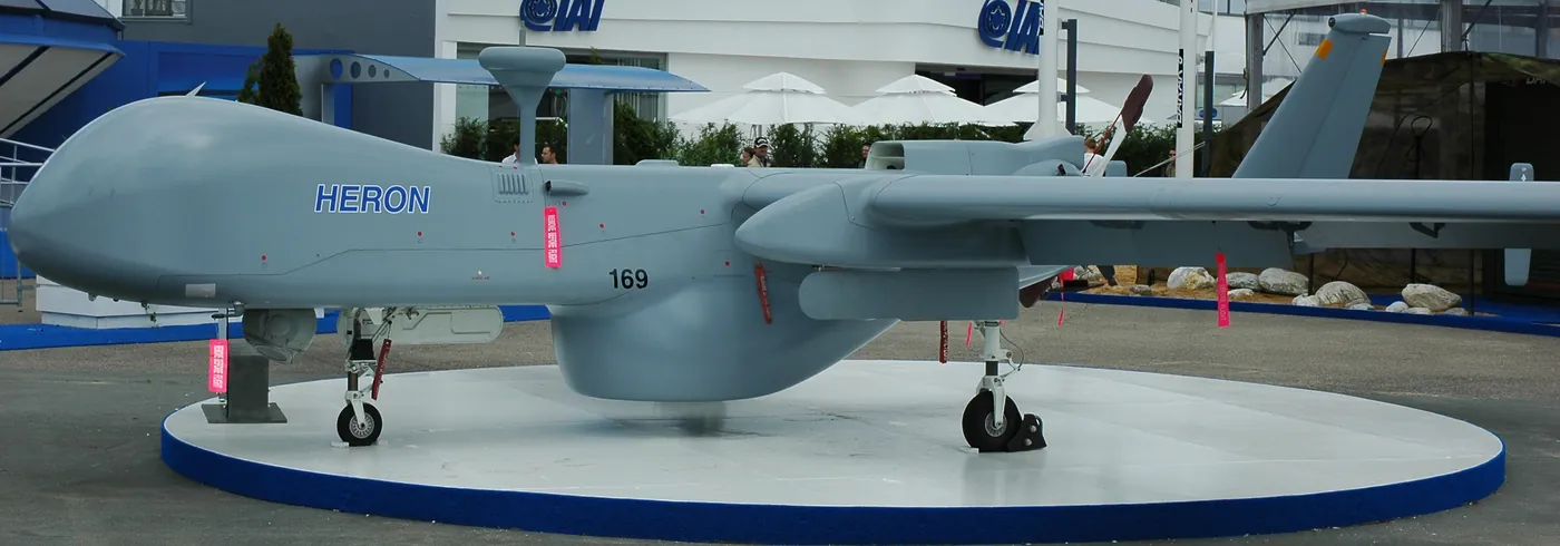 IAI Heron — CC BY-SA 3.0