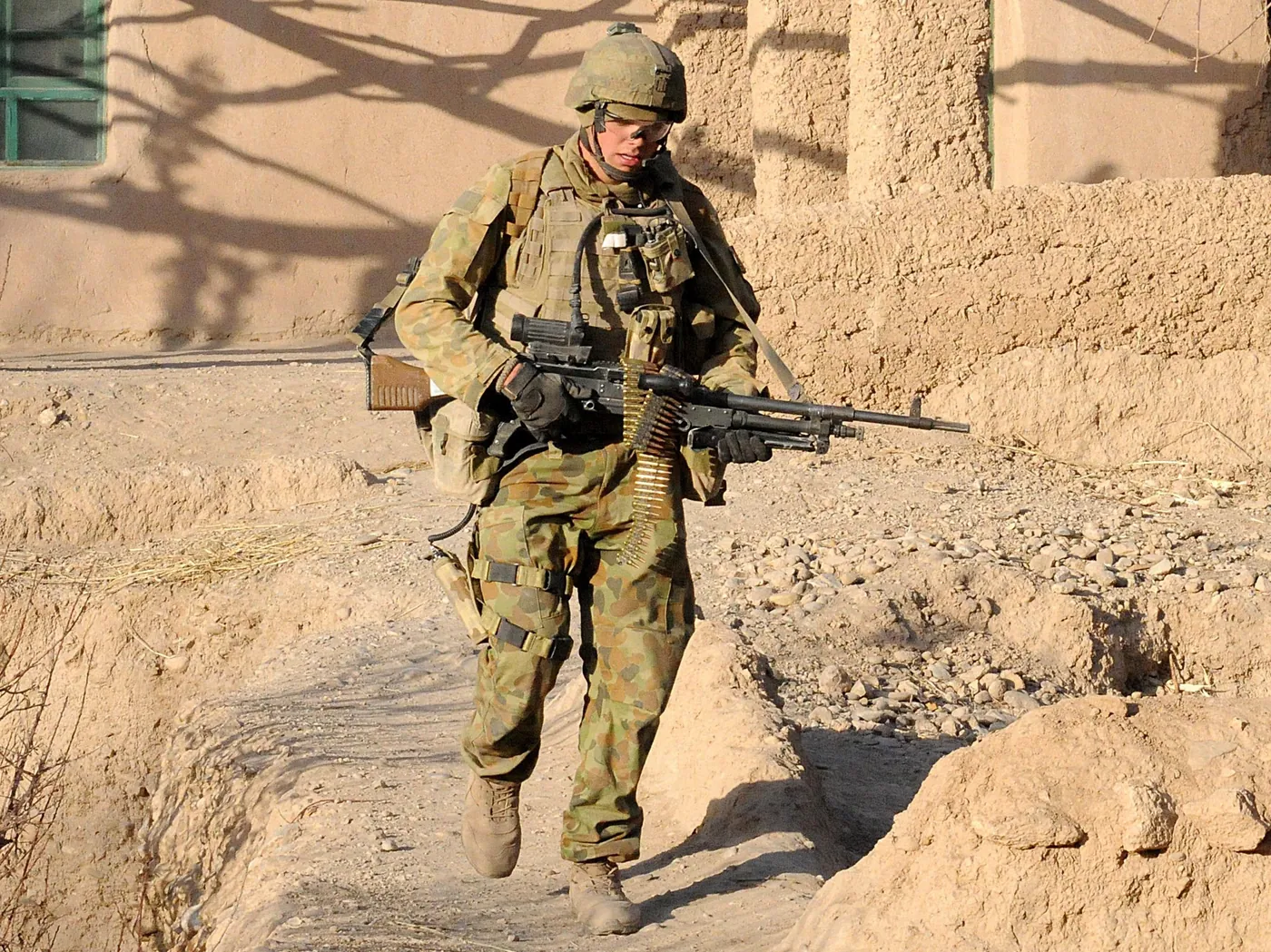 أفضل 8 رشاشات في 2026: ترتيب أقوى الرشاشات متعددة الأغراض في الخدمة 6 FN MAG (M240) — Public domain