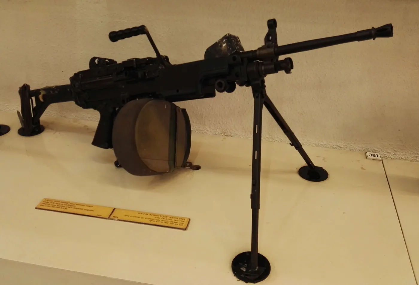 أفضل 8 رشاشات في 2026: ترتيب أقوى الرشاشات متعددة الأغراض في الخدمة 7 FN Minimi / M249 SAW — CC BY 4.0