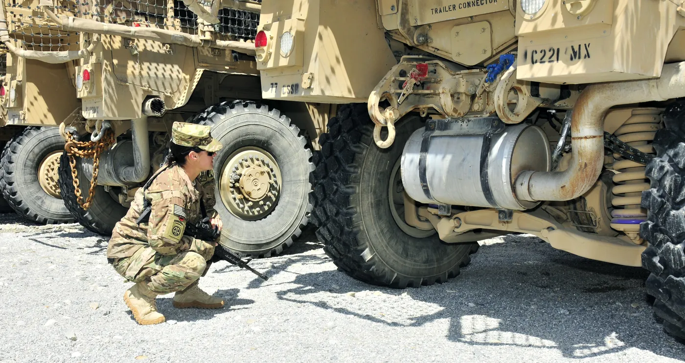 Dünyanın En İyi 10 MRAP Aracı (2026): Mayına Dayanıklı Pusu Korumalı Zırhlılar Sıralaması 15 BAE RG-33 / RG-31 Nyala — Public domain