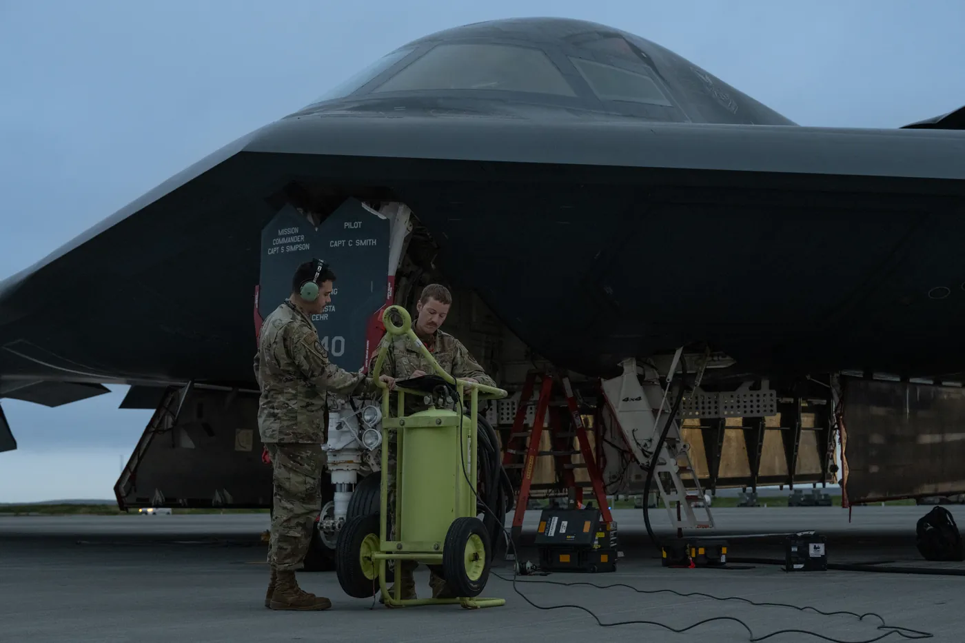 B-2 Spirit and B-21 Raider