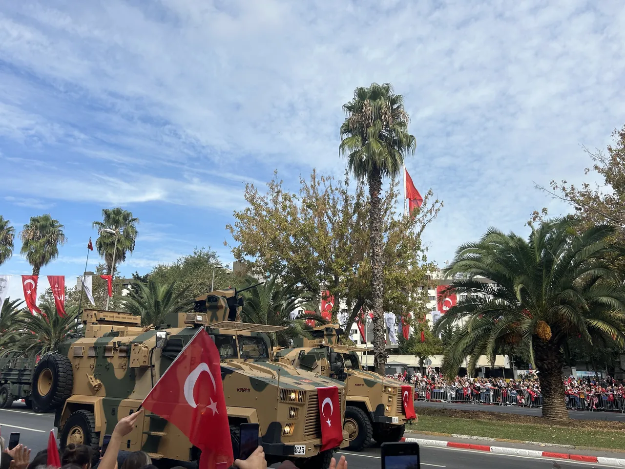 Kirpi II vehicles in a parade. Source: Wikimedia Commons (CC BY-SA 4.0).
