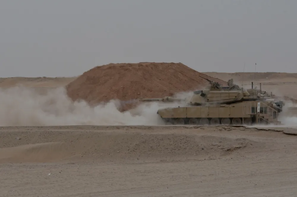 Kuveyt ordusu M1A2 Abrams tankı