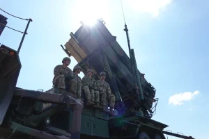 NATO Ukrayna’ya 60 Milyar Dolar Taahhüt Etti: Hava Savunma ve Drone Öncelikte