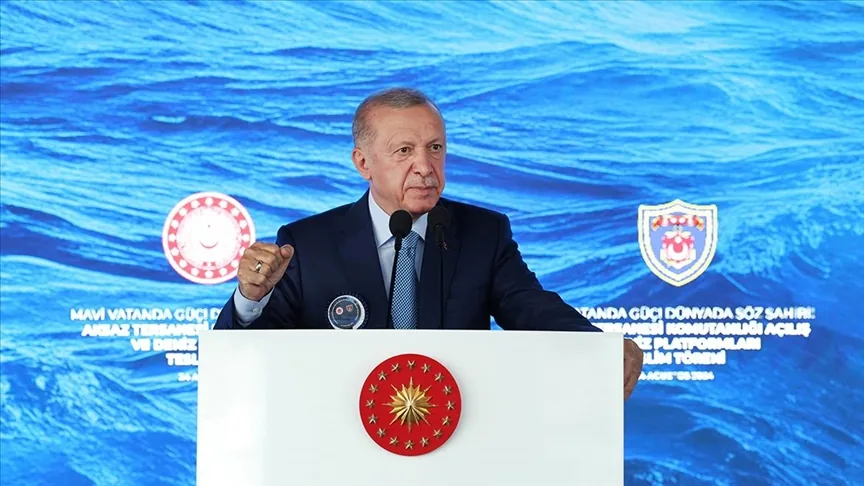 TCG Pirireis denizalti toreni