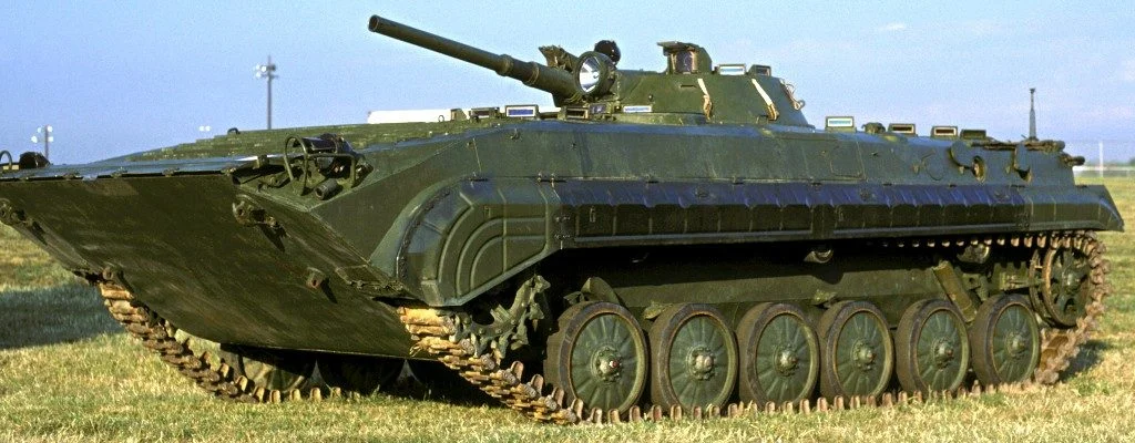 BMP ile Bradley Nasıl Ayırt Edilir? Doğu ve Batı'nın ZMA'ları Karşı Karşıya s bmp