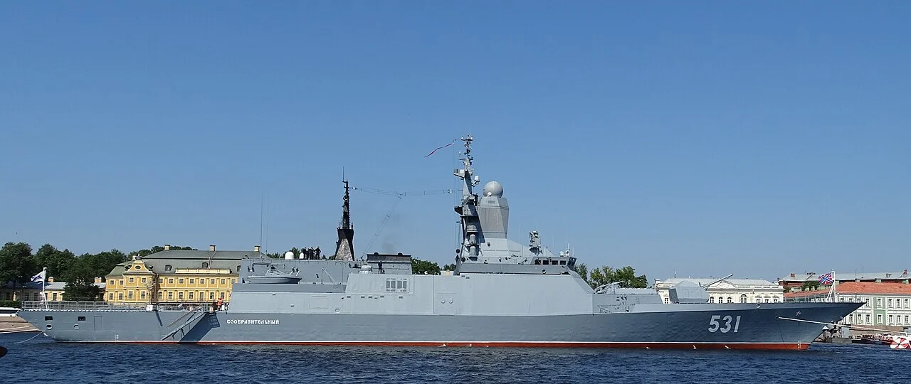 Ukrayna İHA’ları St. Petersburg Açıklarında Rus Korveti Boikiy’i Vurdu: Baltık Filosu 1.100 Km Derinlikte Yakalandı