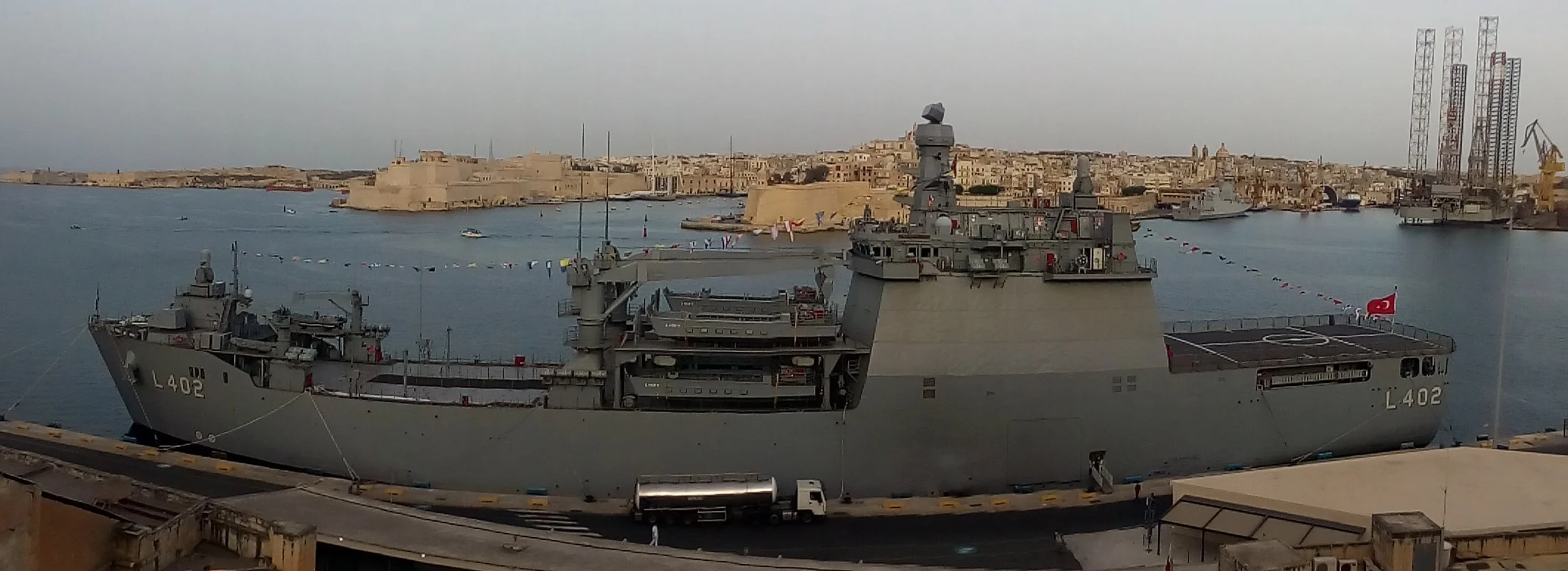 What Are TCG Bayraktar and TCG Sancaktar? Turkey's Largest Amphibious Warships Explained 1 What Are TCG Bayraktar and TCG Sancaktar? Turkey’s Largest Amphibious Warships Explained
