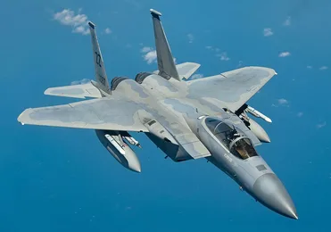 Dünyada En Çok Savaş Uçağına Sahip 10 Ülke (2026): ABD Zirvede — Rusya, Çin, Türkiye 67 F-15K Slam Eagle