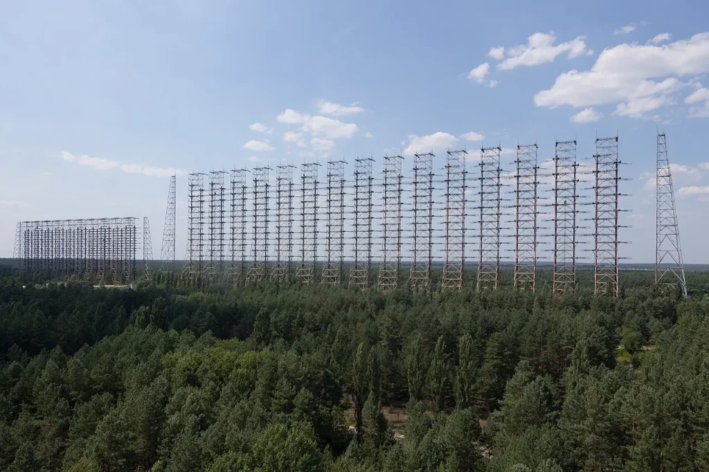 Ufuk Ötesi (OTH) Radar Nedir, Nasıl Bu Kadar Uzağı Görür?
